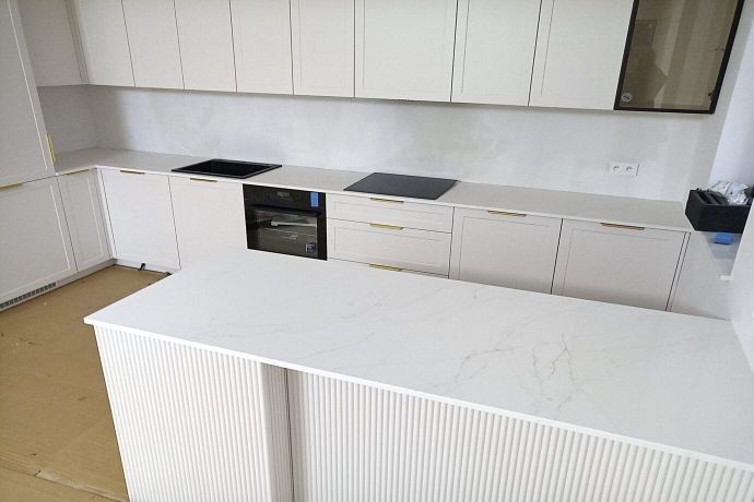 стільниці з штучного каменю